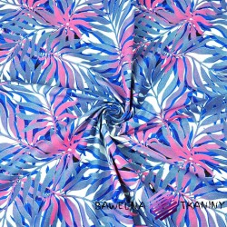 Liście palmowe niebiesko różowe na białym tle