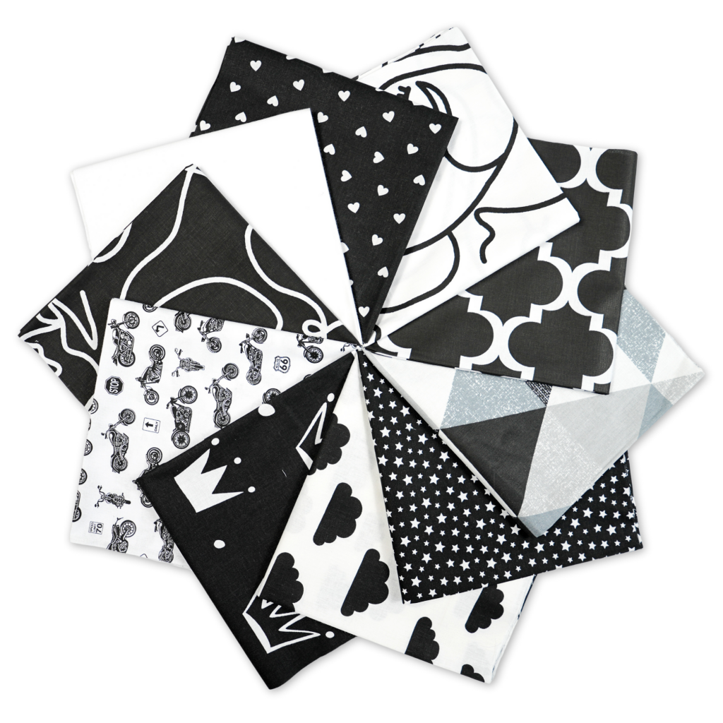 Cotton fabric Patchwork set 20 pcs. 40 x 40 cm - Black and White