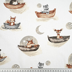 Cotton 100% animals in boats on a white background