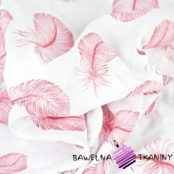 Muślin bawełniany piórka różowe na białym tle